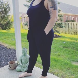 Stretchy Jumpsuit w/ drawstring and pockets